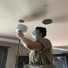 Lee photo on Jungo Live