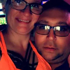 Crazycntryfuncouple80 photo on Jungo Live