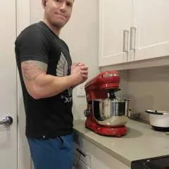 Hugson28 photo on Jungo Live