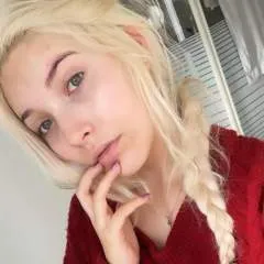 Sally photo on Jungo Live