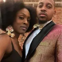 Powercouple33 photo on Jungo Live