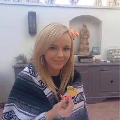 Laura photo on Jungo Live