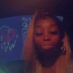 Belle__tee photo on Jungo Live