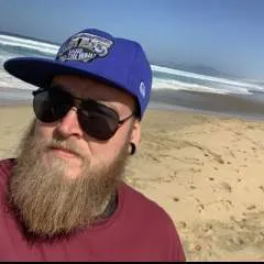 Tommy_ photo on Jungo Live