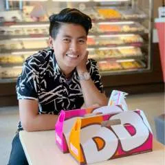 Shenjie photo on Jungo Live