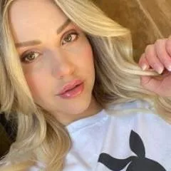 Amelia photo on Jungo Live