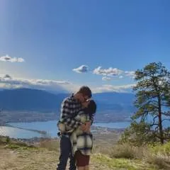 R&e photo on Jungo Live