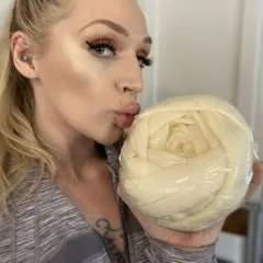 Mistressrubyrays photo on Jungo Live