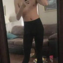 Femboi4mommy photo on Jungo Live