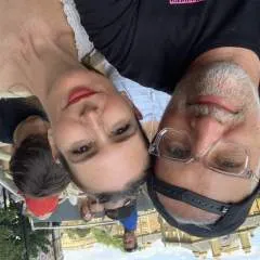 Frenchcouple photo on Jungo Live