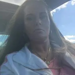 Christybgood photo on Jungo Live