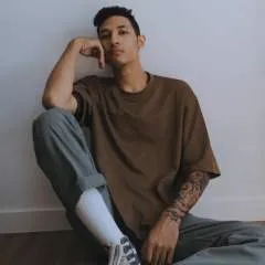 Naye photo on Jungo Live