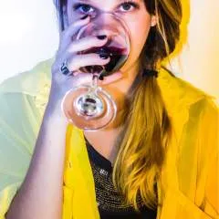 Rocio_27 photo on Jungo Live