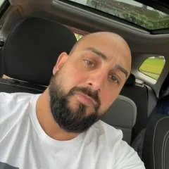 Sardju Iseni photo on Jungo Live