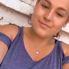 Gina photo on Jungo Live