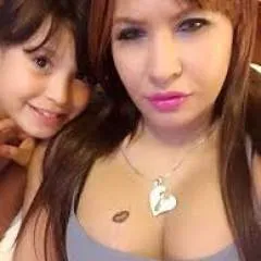 Vicky photo on Jungo Live