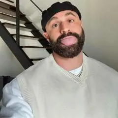 Mike Howard photo on Jungo Live