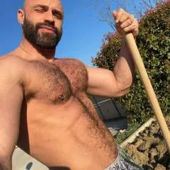 Mike Howard photo on Jungo Live