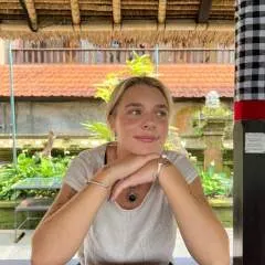 Cheryl21 photo on Jungo Live