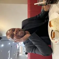 Taylor photo on Jungo Live