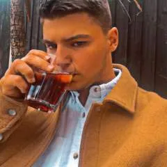 Eryk photo on Jungo Live