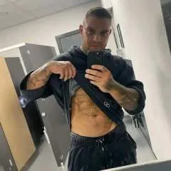 Dennisjoe37 photo on Jungo Live