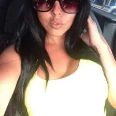 Submissivekim22 photo on Jungo Live