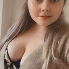 Blondi photo on Jungo Live