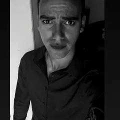 Toyboy photo on Jungo Live