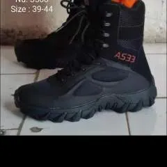 Ugyen photo on Jungo Live