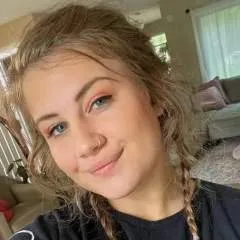 Melly photo on Jungo Live