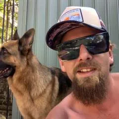 Andrew........ photo on Jungo Live