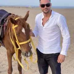 Clau photo on Jungo Live