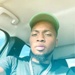 Paris Love photo on Jungo Live