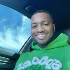 Paris Love photo on Jungo Live