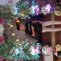 Bench photo on Jungo Live