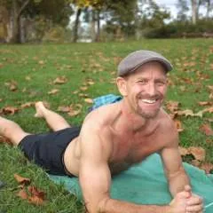 Nitroff photo on Jungo Live