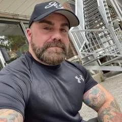 George photo on Jungo Live