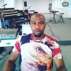 Goofy Von photo on Jungo Live