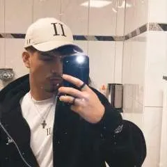 Giovanni photo on Jungo Live