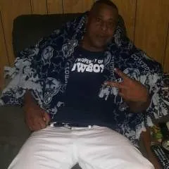 Chuckle photo on Jungo Live