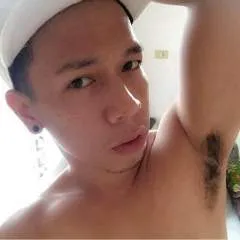 Thom photo on Jungo Live