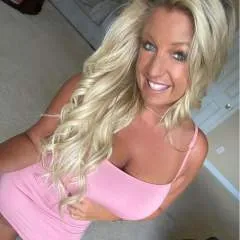 Christina photo on Jungo Live