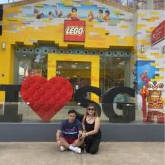 J&v photo on Jungo Live