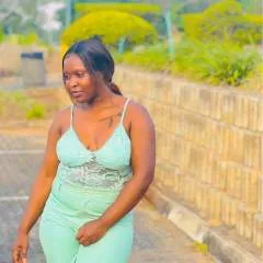 Lee photo on Jungo Live