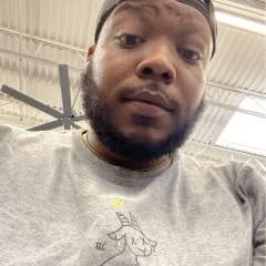 Cakeeater........ photo on Jungo Live