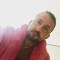 Mark photo on Jungo Live