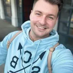 Larry photo on Jungo Live