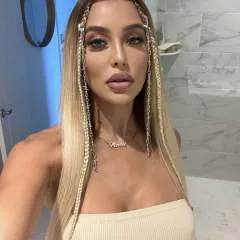 Jessy........ photo on Jungo Live