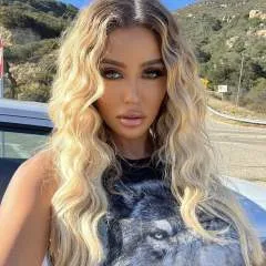 Jessy........ photo on Jungo Live